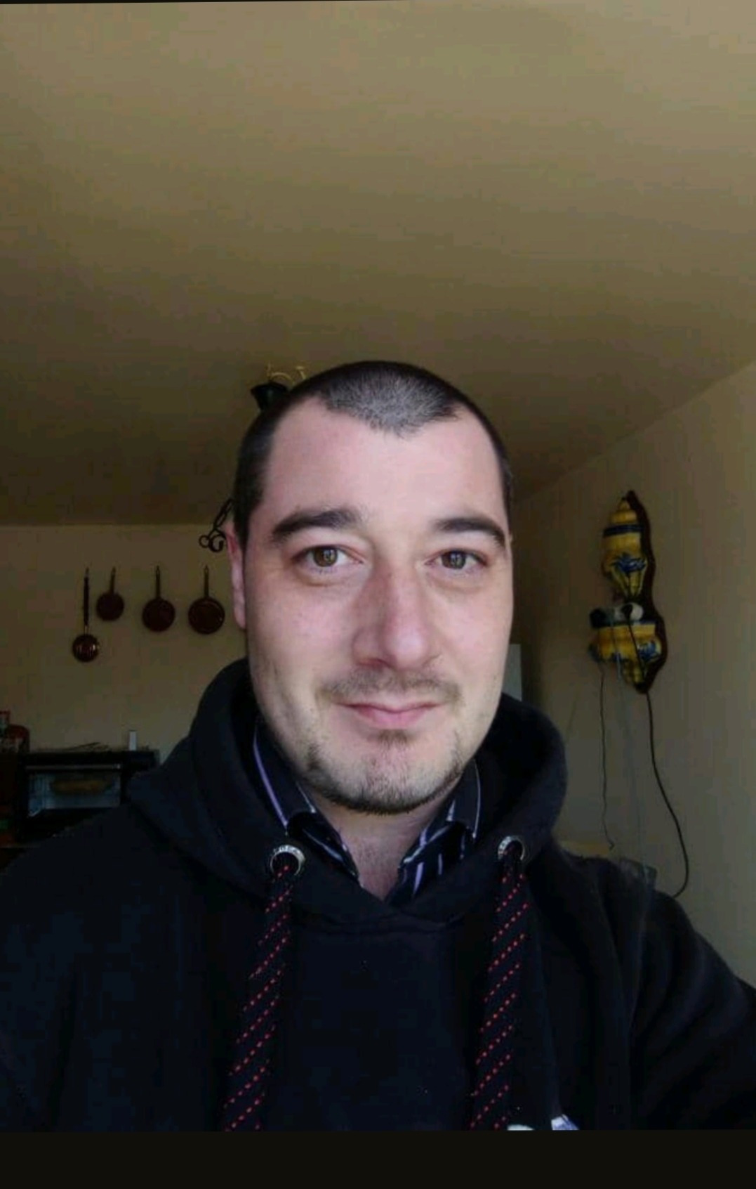 Profil de Moreno, 37 ans, Plan cul à Pomas