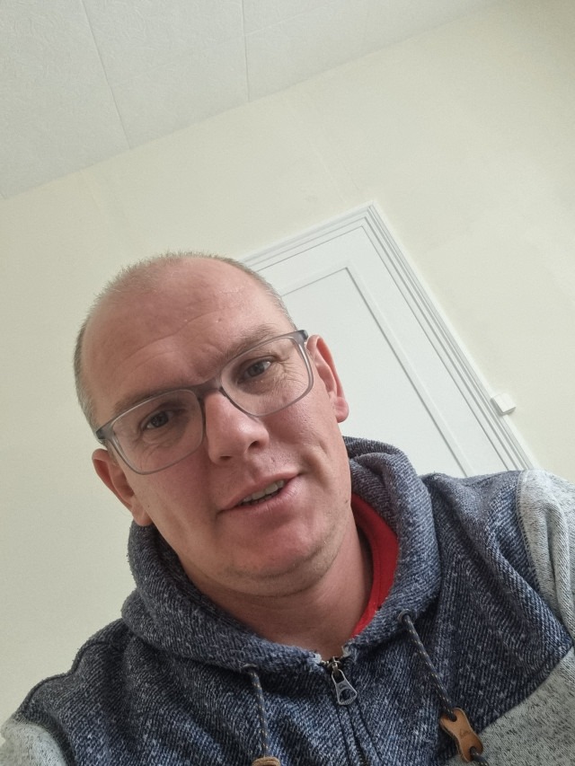 Profil de Zaky, 42 ans, Plan cul à Secourt