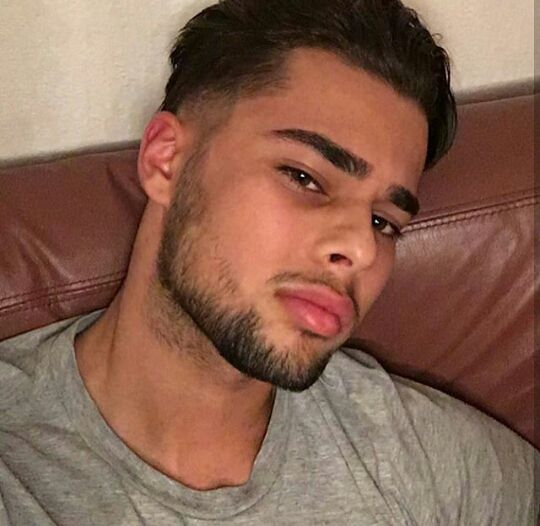 Profil de Nicodem, 24 ans, Plan cul à Fains
