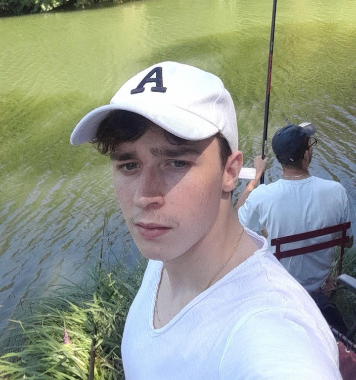 Profil de Melville, 22 ans, Plan cul à Avèze