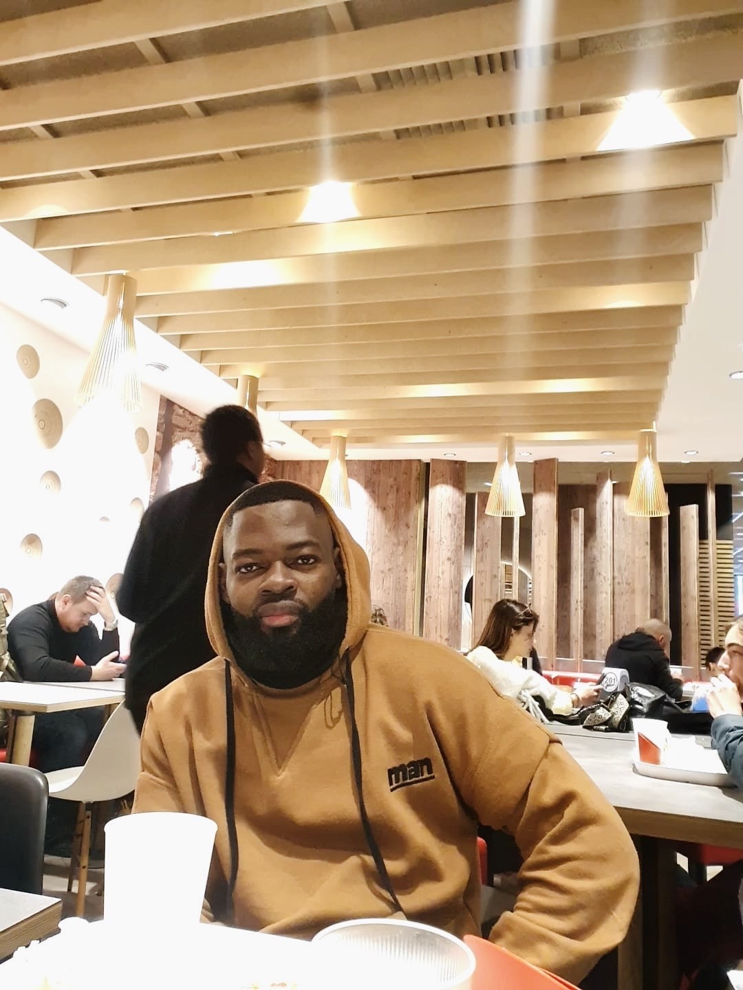 Profil de Leno, 33 ans, Plan cul à Saint-Rieul