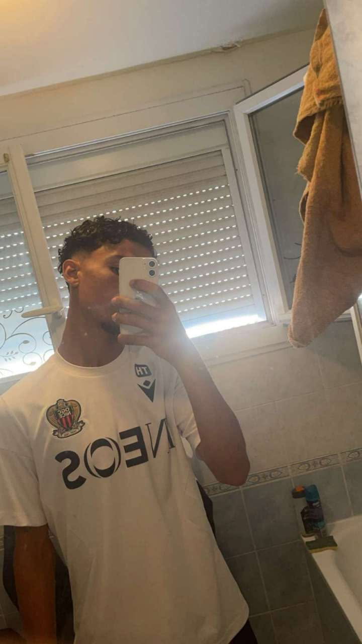 Profil de Hissam, 18 ans, Plan cul à Chaourse