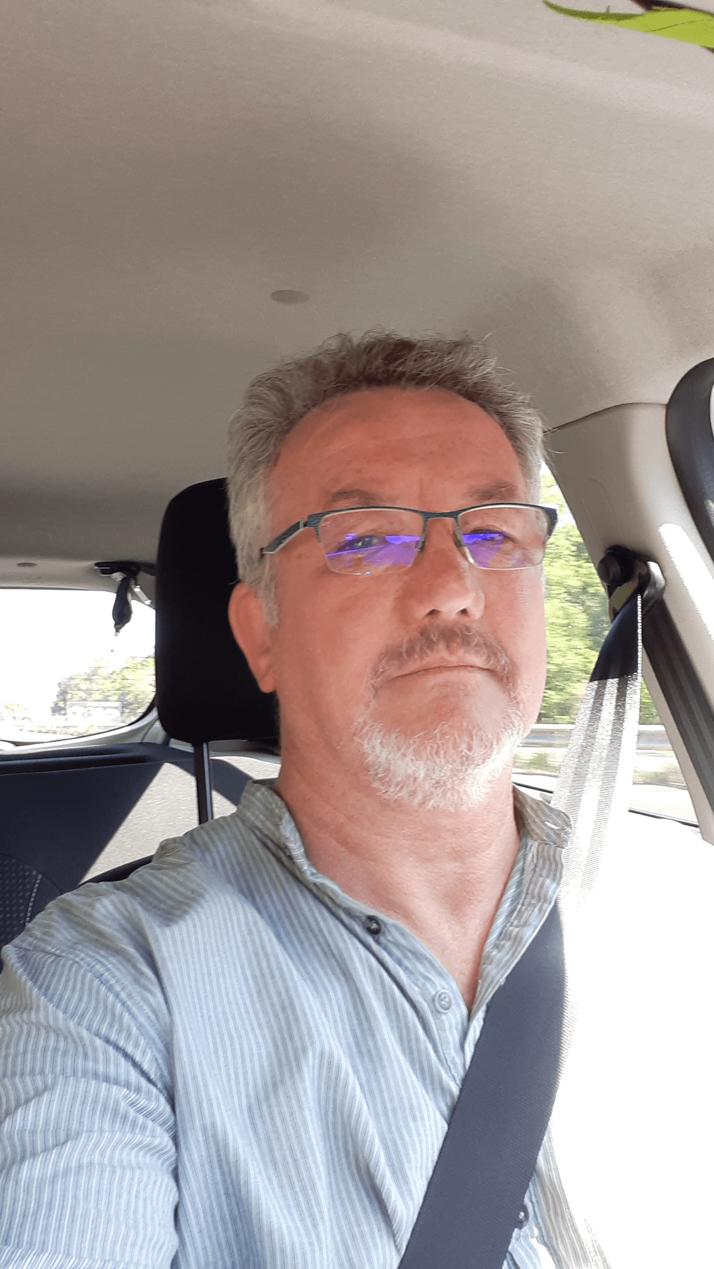 Profil de Yves-eric, 55 ans, Plan cul à Combiers