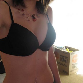 Profil de Rheira, 29 ans, Plan cul à Saint-Jean-de-la-Motte