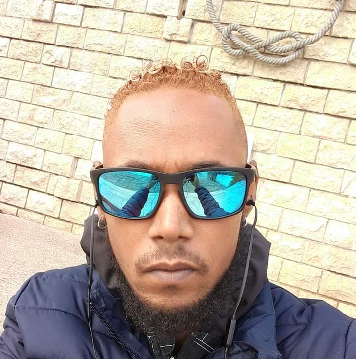 Profil de Similien, 32 ans, Plan cul à Mathaux