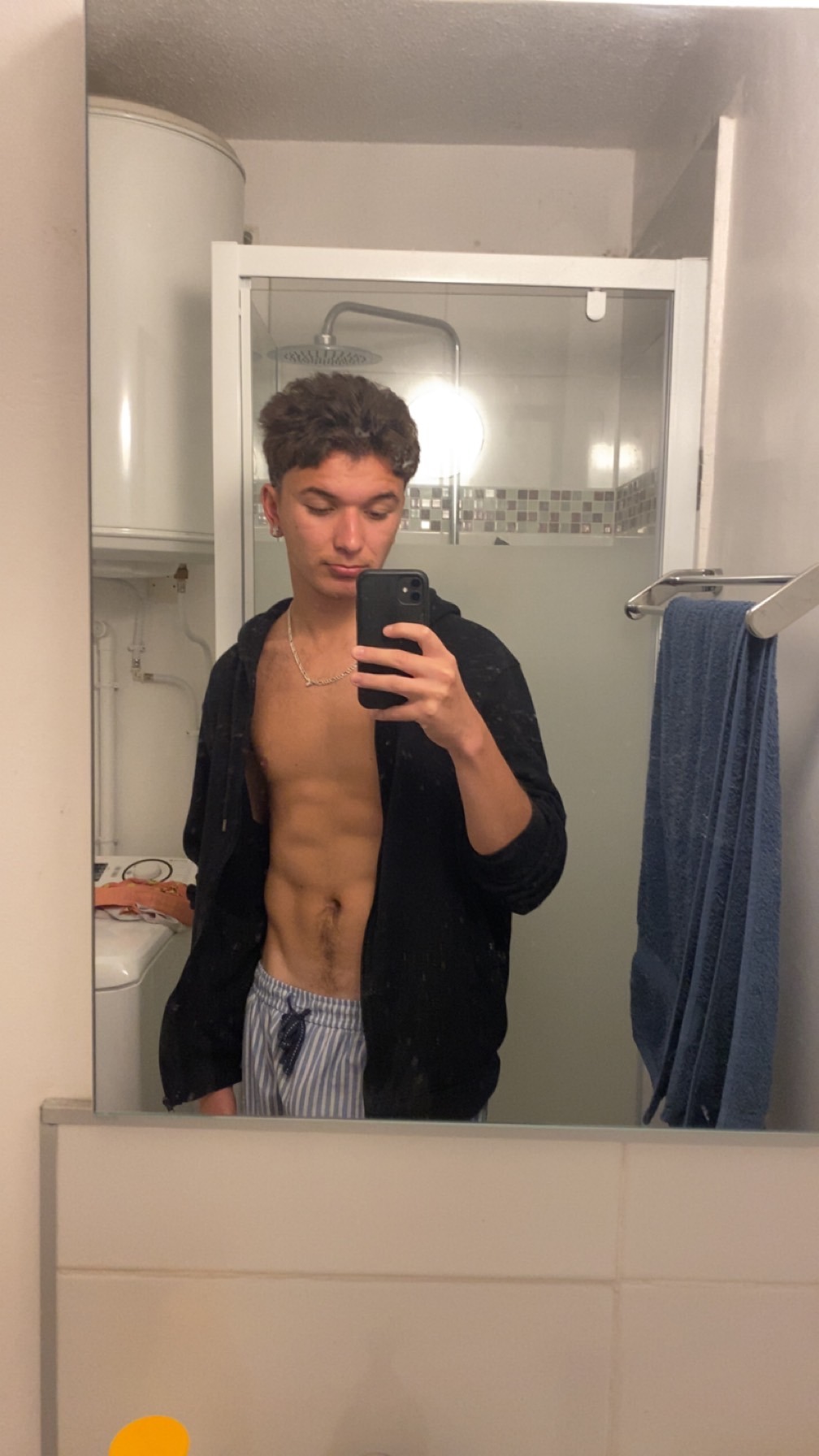 Profil de Anges, 21 ans, Plan cul à Neuville-sur-Seine