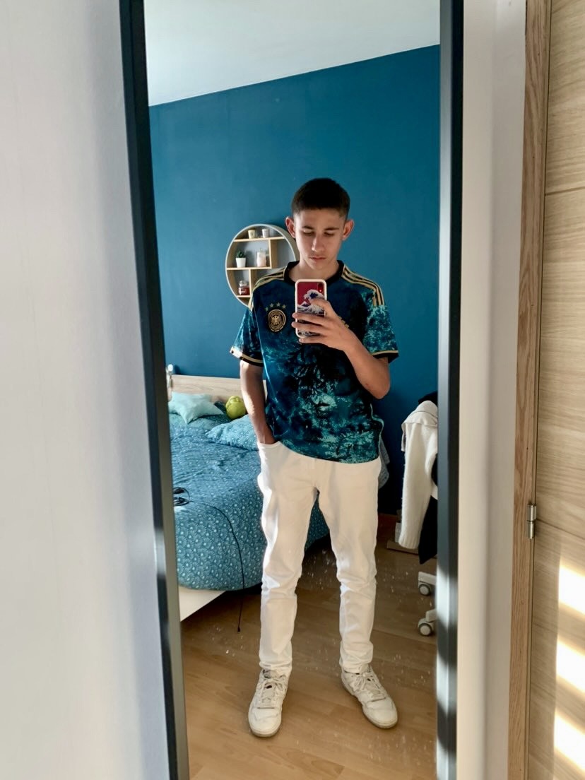 Profil de Leonis, 20 ans, Plan cul à Monclar