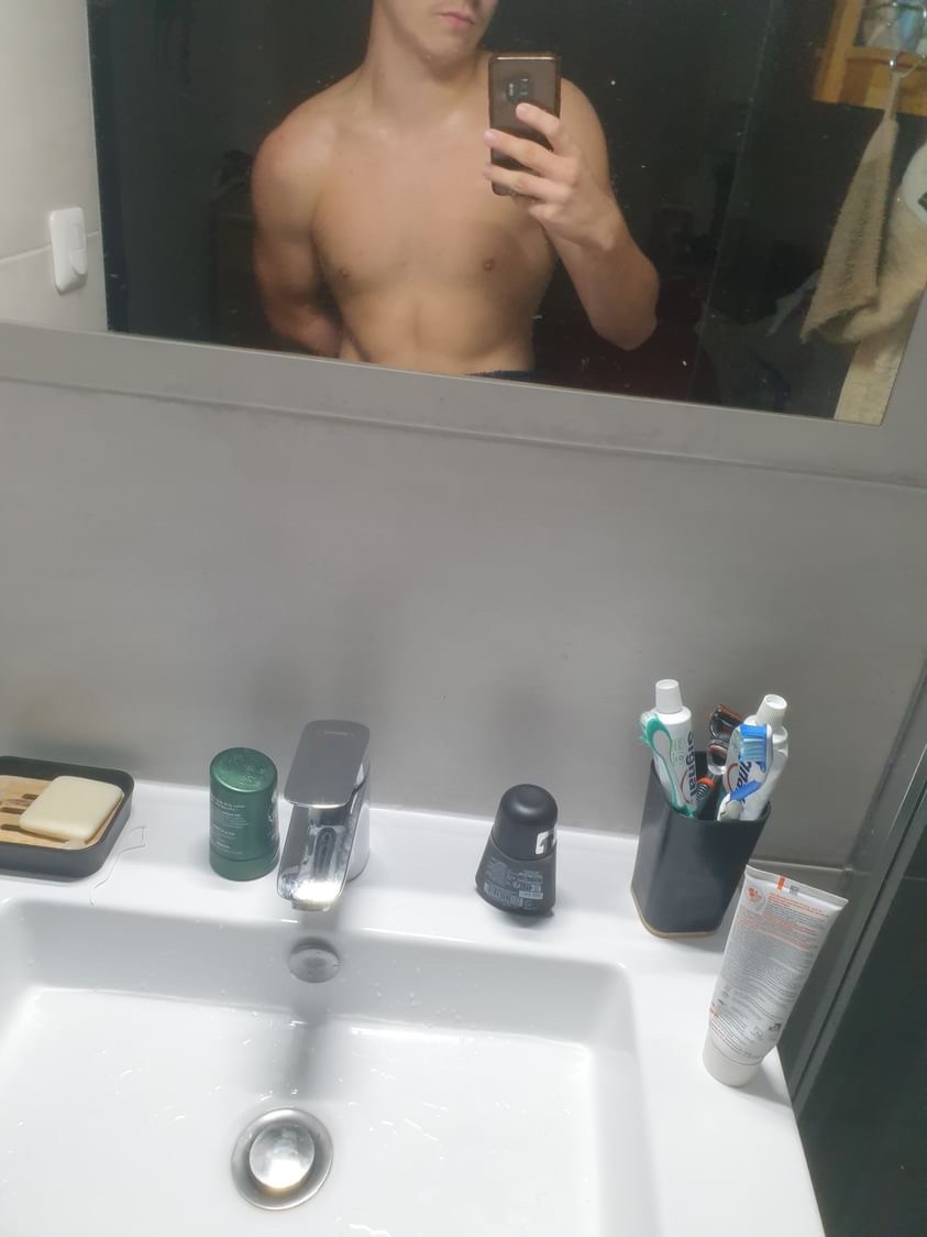 Profil de Abou-bakr, 19 ans, Plan cul à Branches
