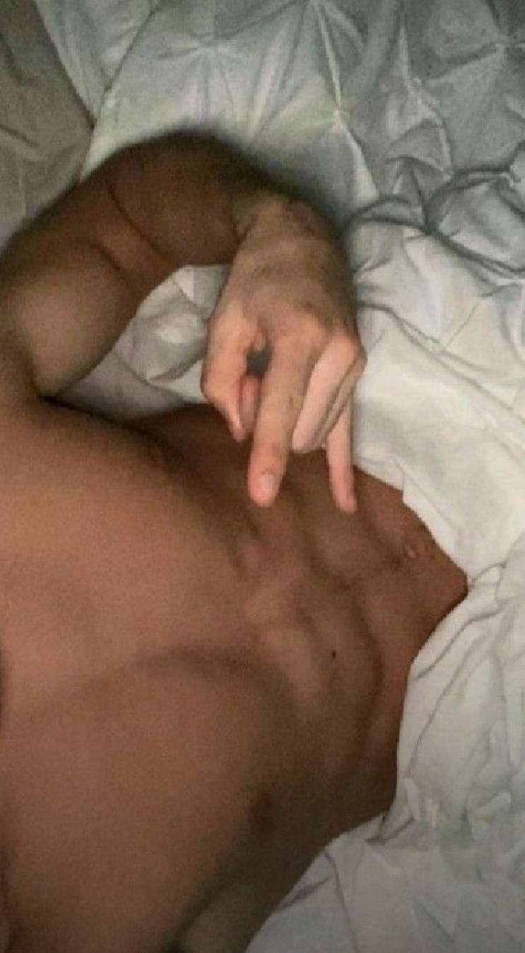 Profil de Karamo, 25 ans, Plan cul à LeLorey
