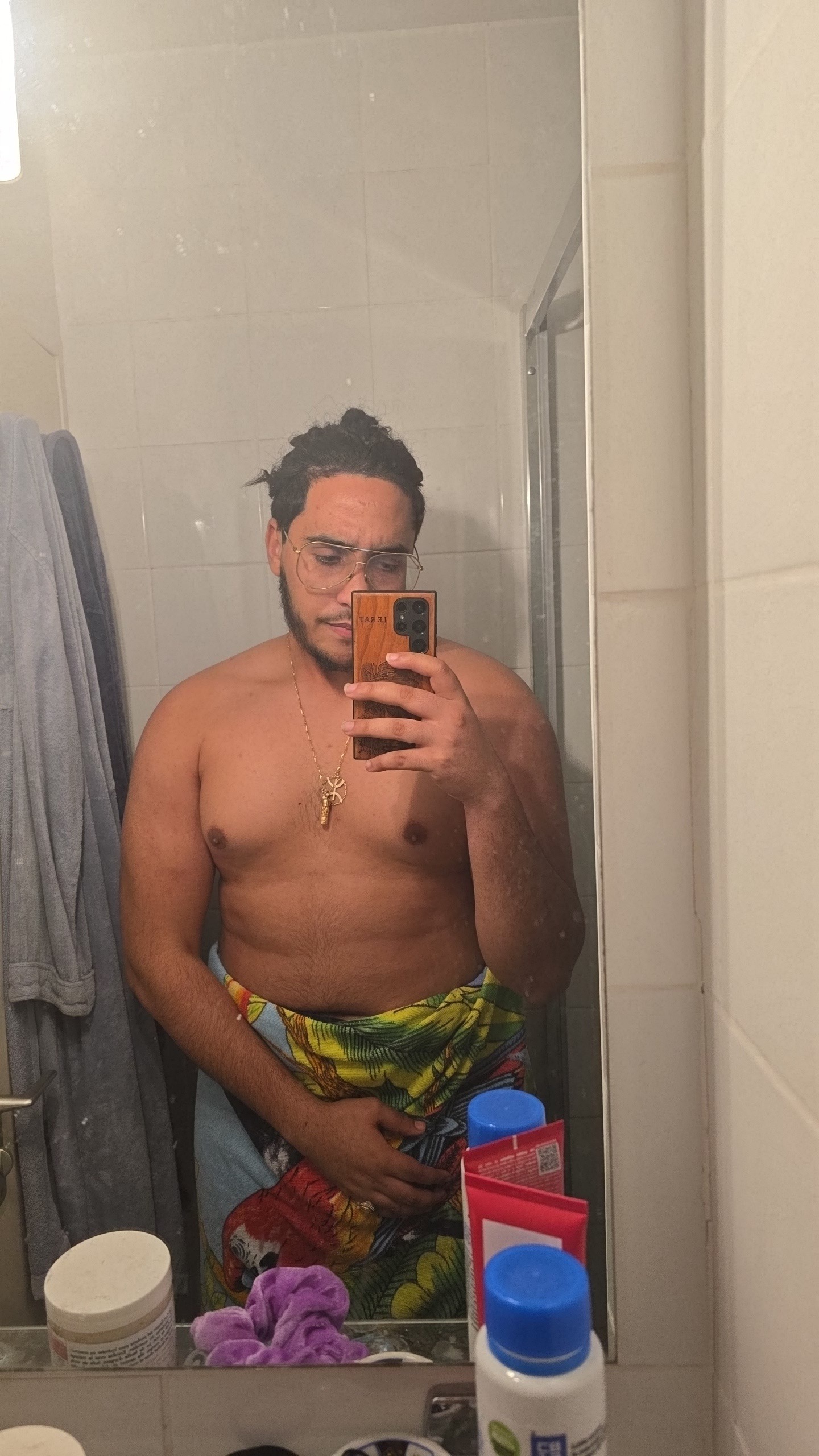 Profil de Isaiah, 25 ans, Plan cul à Esnon