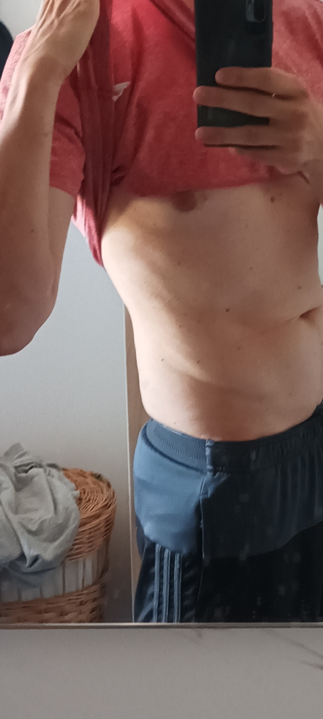 Profil de Aden, 42 ans, Plan cul à Vindey