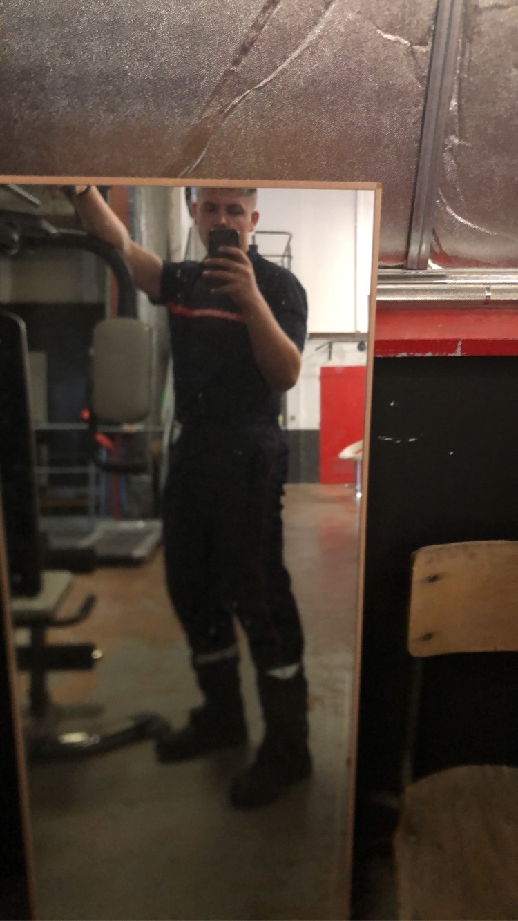 Profil de Chems-dine, 22 ans, Plan cul à Corbon