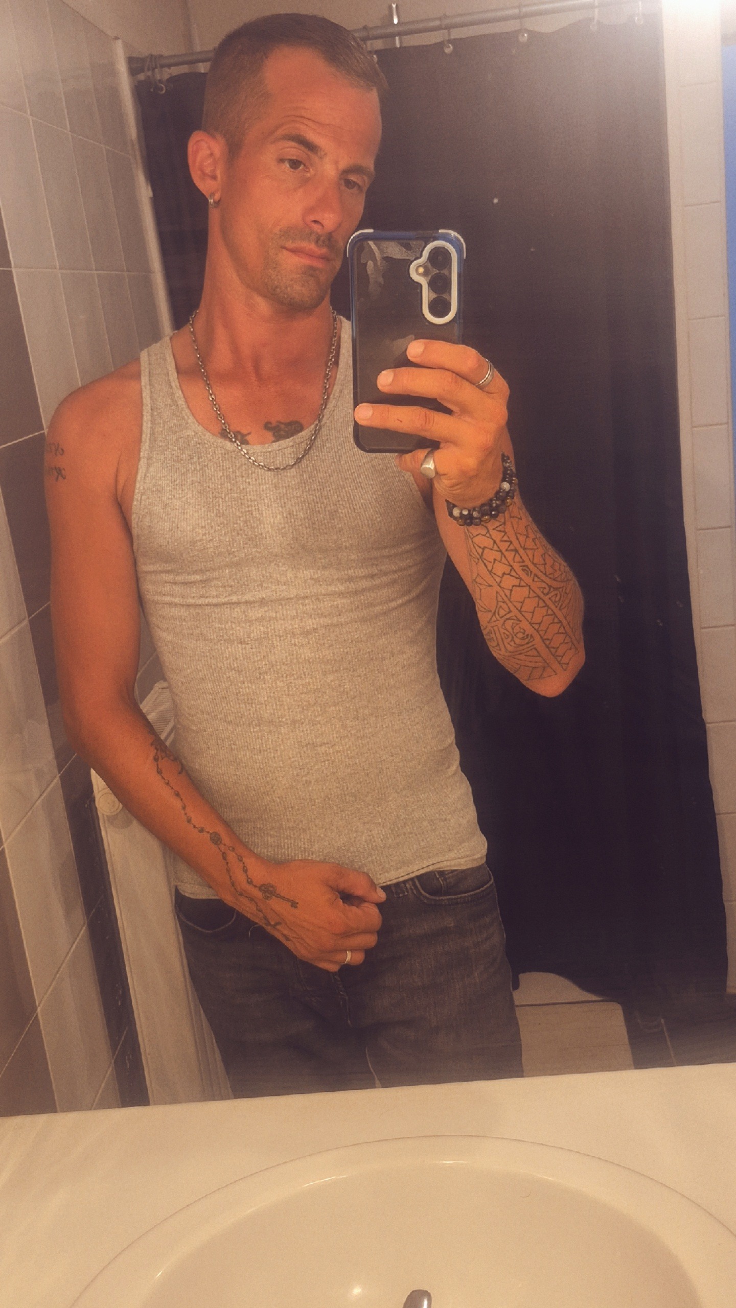 Profil de Avigdor, 36 ans, Plan cul à Saze