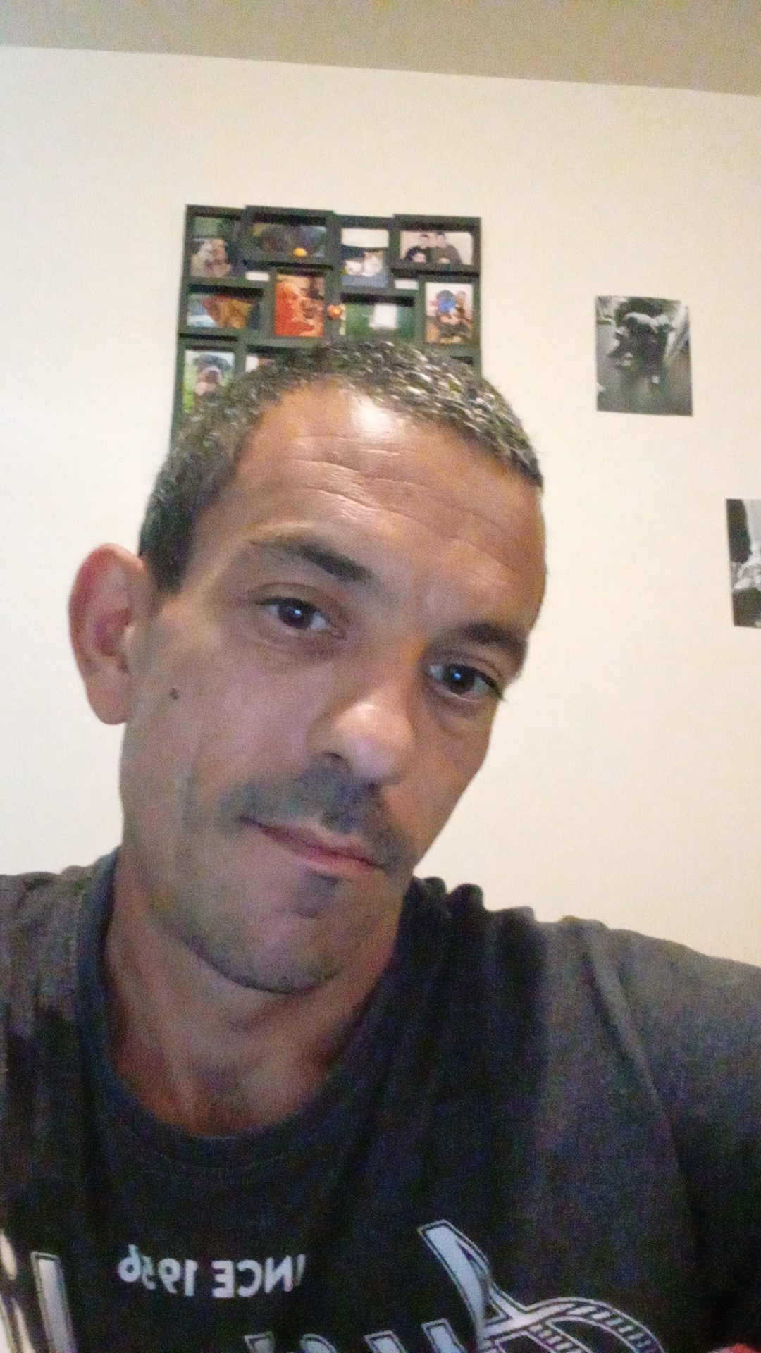 Profil de Vuk, 38 ans, Plan cul à Rognon