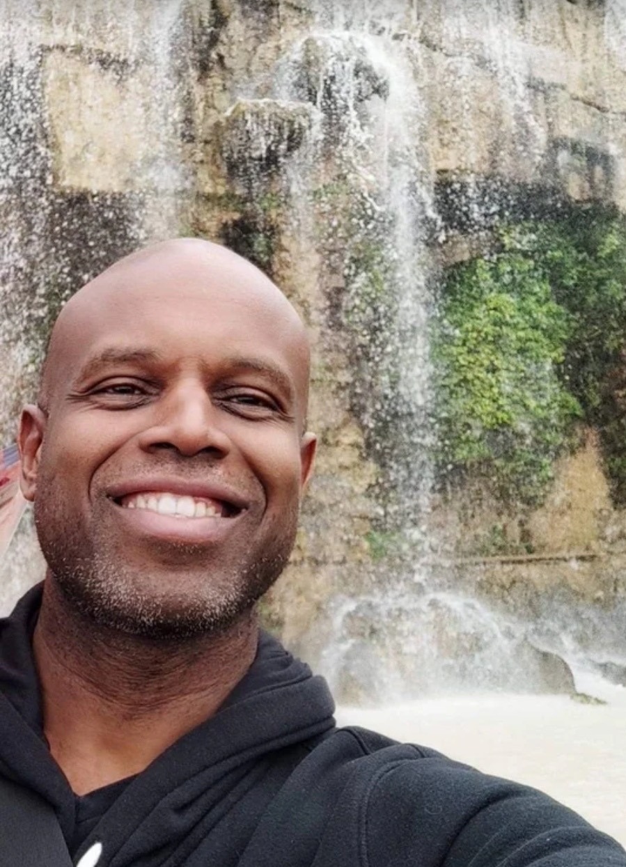 Profil de Leito, 45 ans, Plan cul à Bondeval