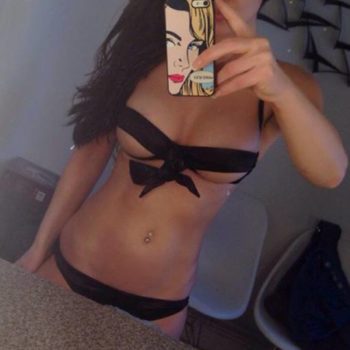 Profil de Hasnae, 34 ans, Plan cul à Trefcon