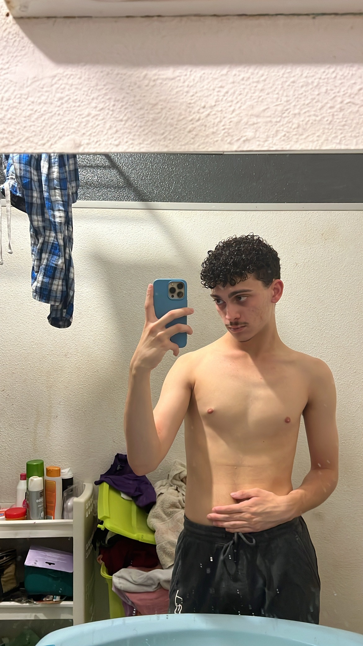 Profil de Xavier-pierre, 20 ans, Plan cul à Combes