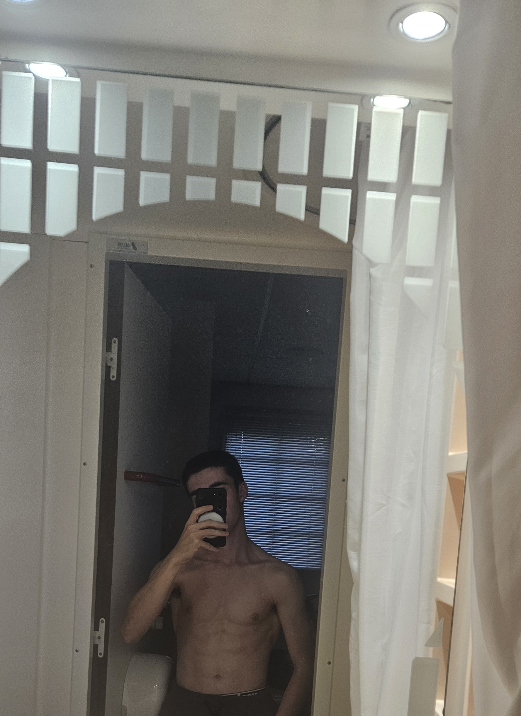 Profil de Oussmane, 21 ans, Plan cul à Bacilly