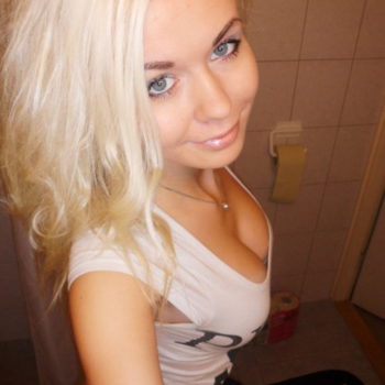 Profil de Vanna, 26 ans, Plan cul à Illy