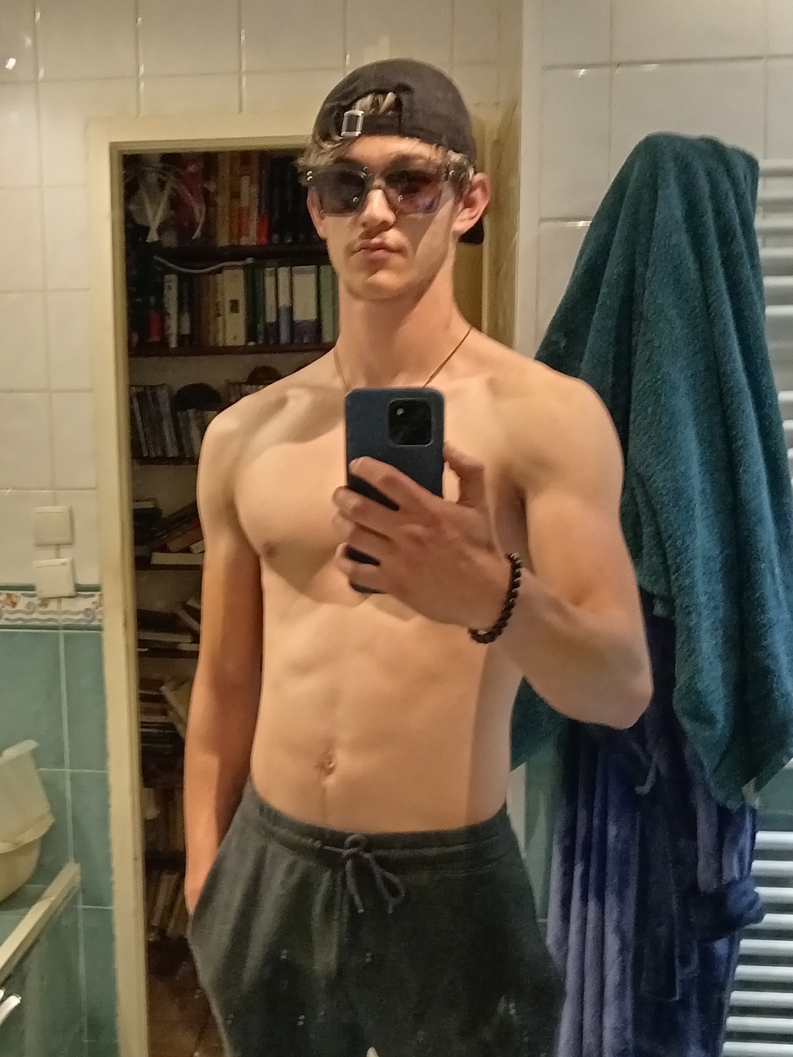 Profil de Rénald, 19 ans, Plan cul à Encausse