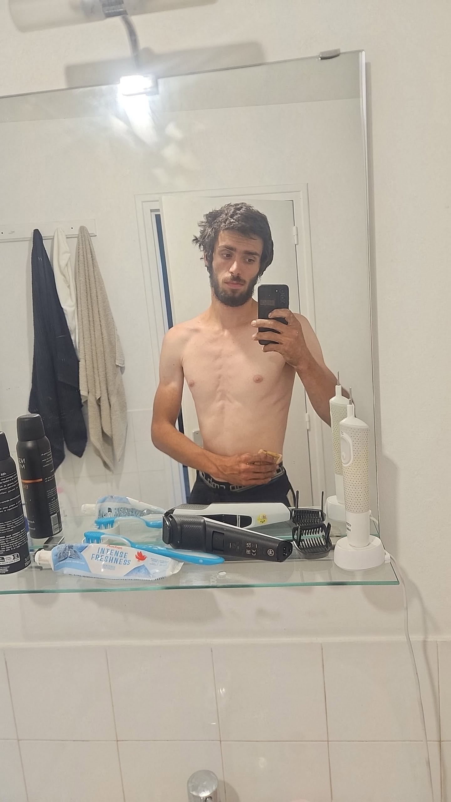 Profil de Aarone, 19 ans, Plan cul à Vandélicourt