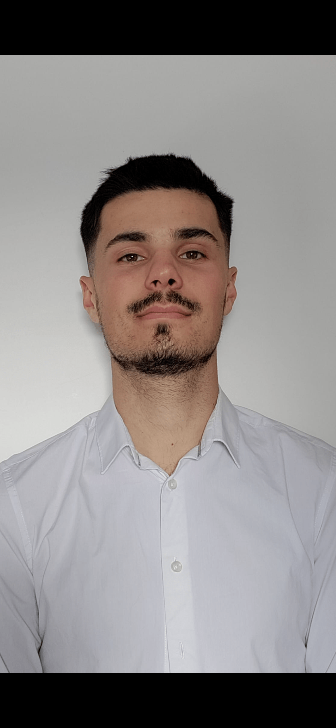Profil de Djemel, 22 ans, Plan cul à Madirac