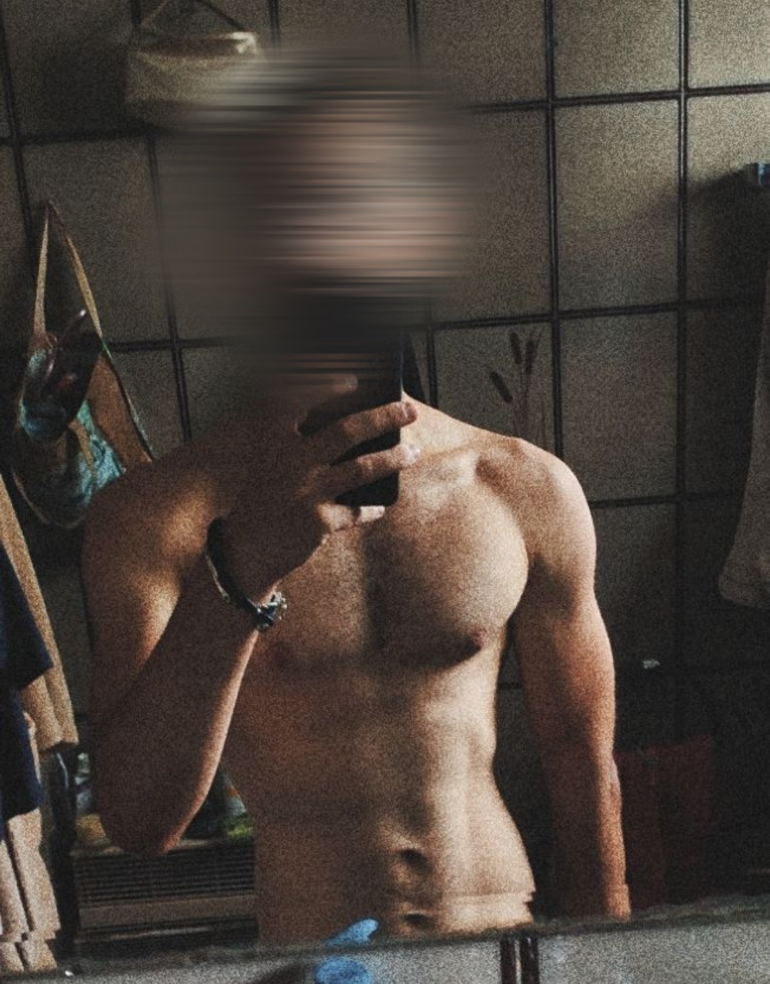 Profil de Ziyed, 25 ans, Plan cul à Saint-Sauvy